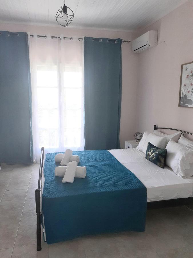 Issos Apartments Ájos Jeórjos Eksteriør bilde