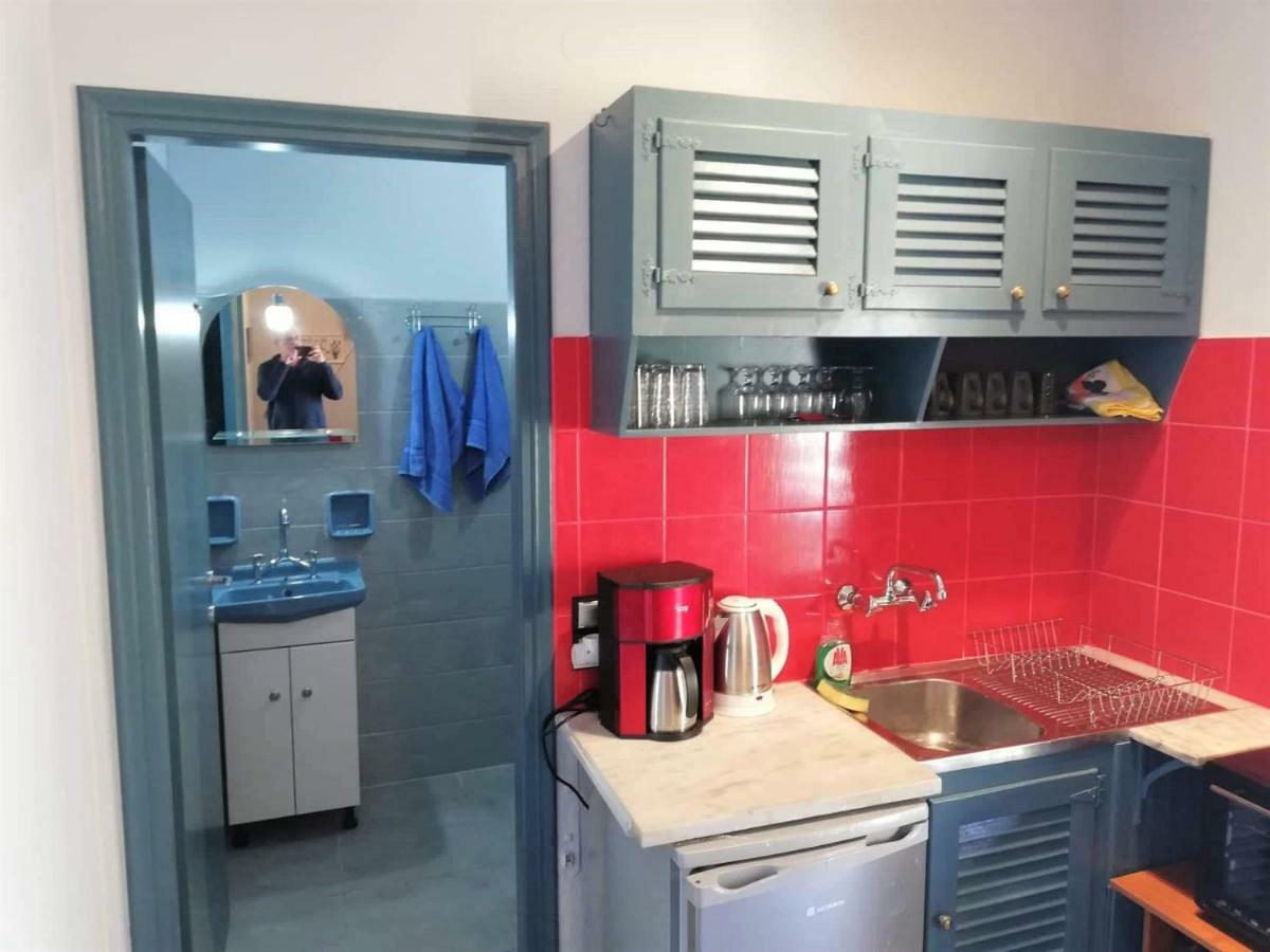 Issos Apartments Ájos Jeórjos Eksteriør bilde